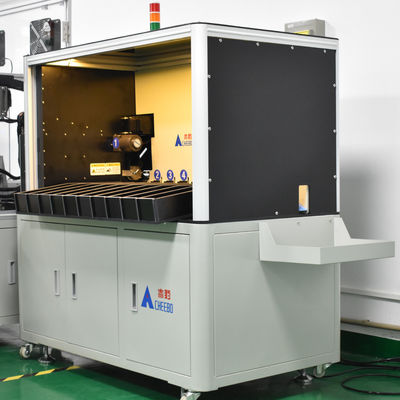 Équipement d'assemblage de batterie cylindrique